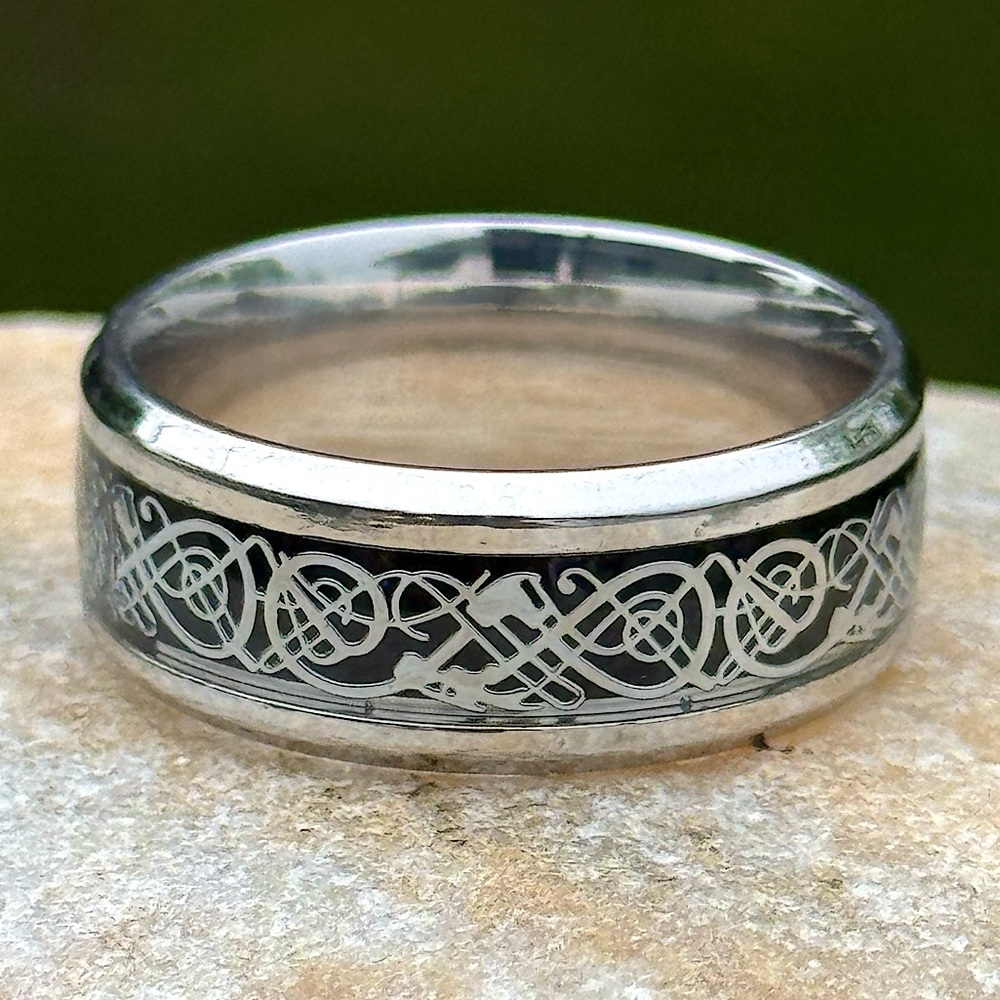 😍 New Silver Tone Stainless Steel Celtic Knot Ring 7.75 8